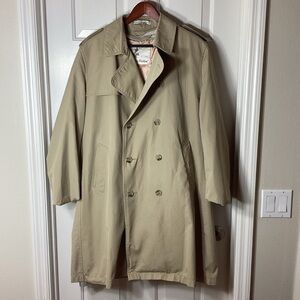 Misty Harbor Classic Tan Trench Coat for Men Sz 42 Short